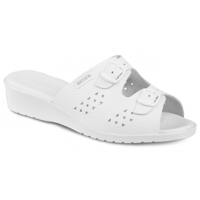 bílá