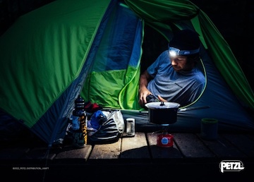 Petzl Tikkina® jednoduchá kompaktní turistická čelovka - tikkina_modra_E060AA0x.27.jpg