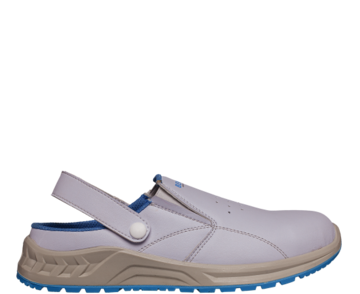 0676010410_BNN_WHITE_OB_Slipper__01.png